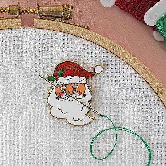 Santa Face Magnetic Needle Minder