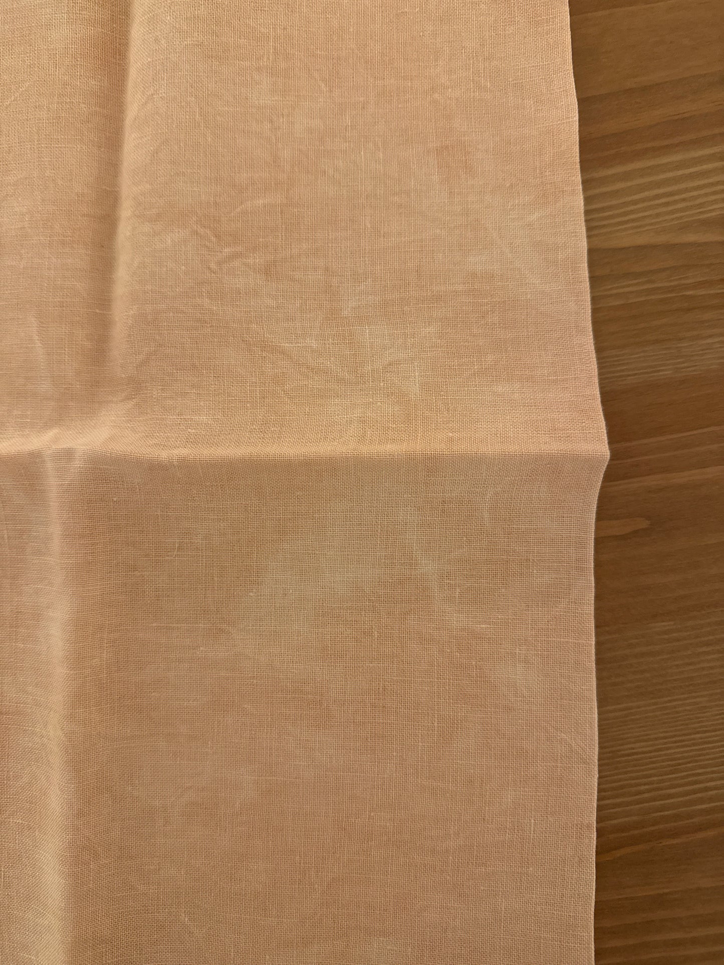 40 Count Linen - Crisp Brulee - Wrinkled Fabric