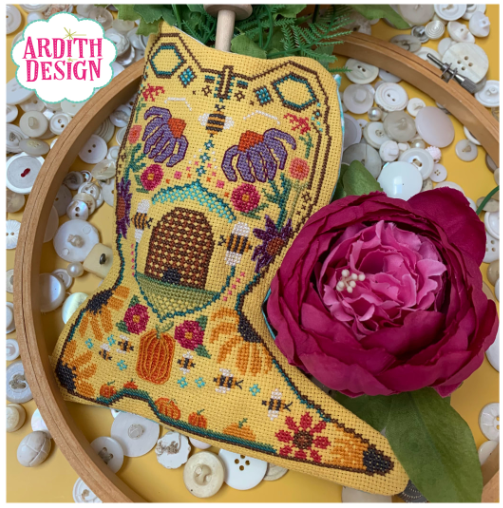 Bee Hive Boot - Ardith Design