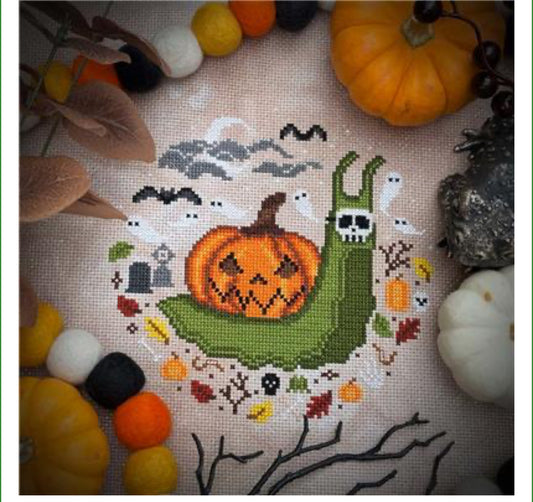 Halloween Snail - Stitch Crypt